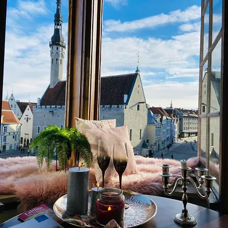 Dream - Main Square With Picturesque View Tallinn