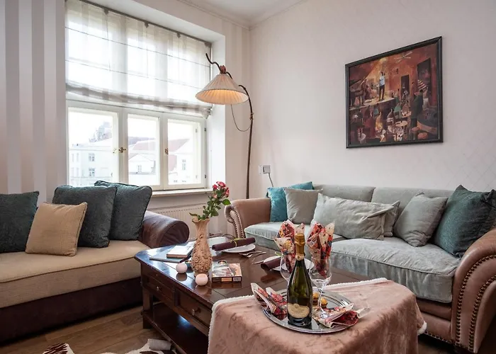 Dream - Main Square With Picturesque View 탈린